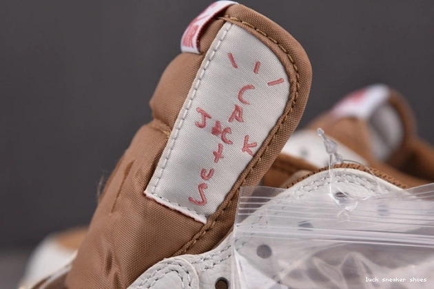 Reps LUCY OG Low Scott x Travis 1 SP AJ DM7866-106 0712